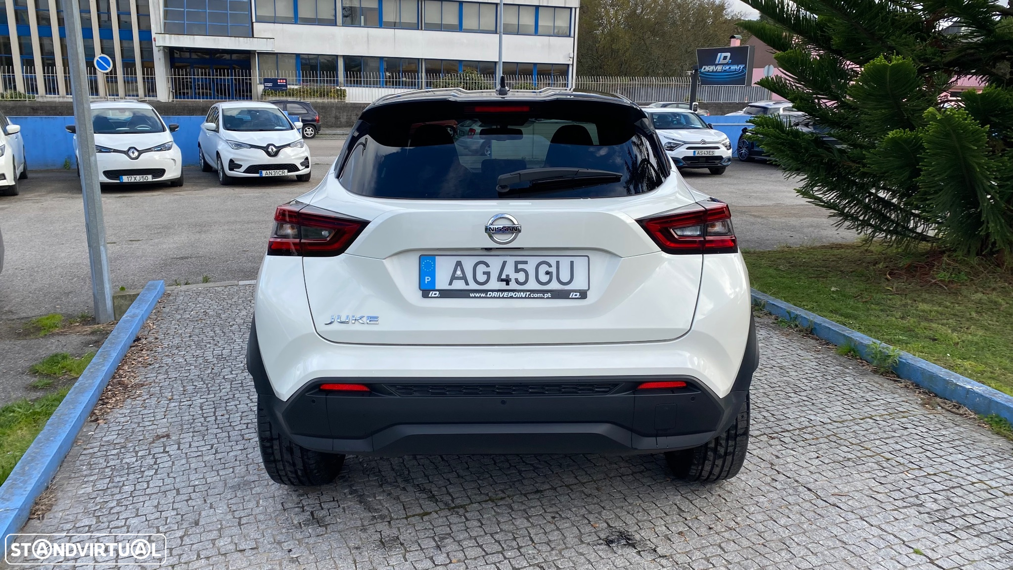 Nissan Juke 1.0 DIG-T Enigma DCT - 11