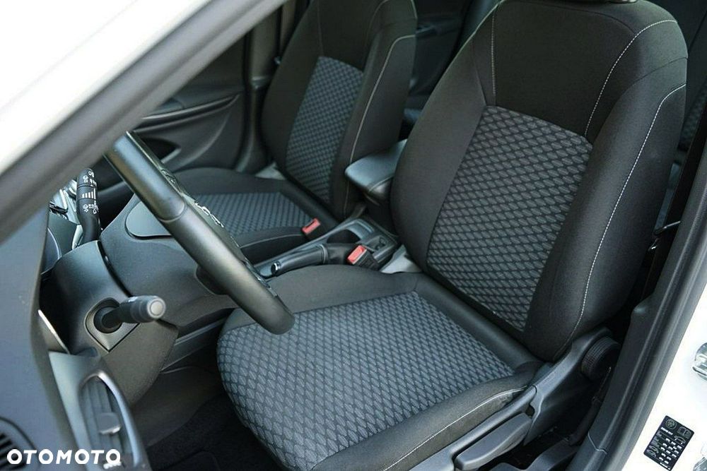 Opel Astra - 16