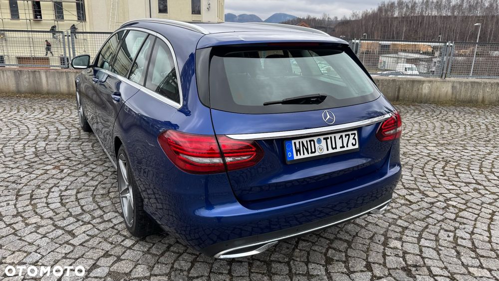 Mercedes-Benz Klasa C 220 d 9G-TRONIC Exclusive - 12