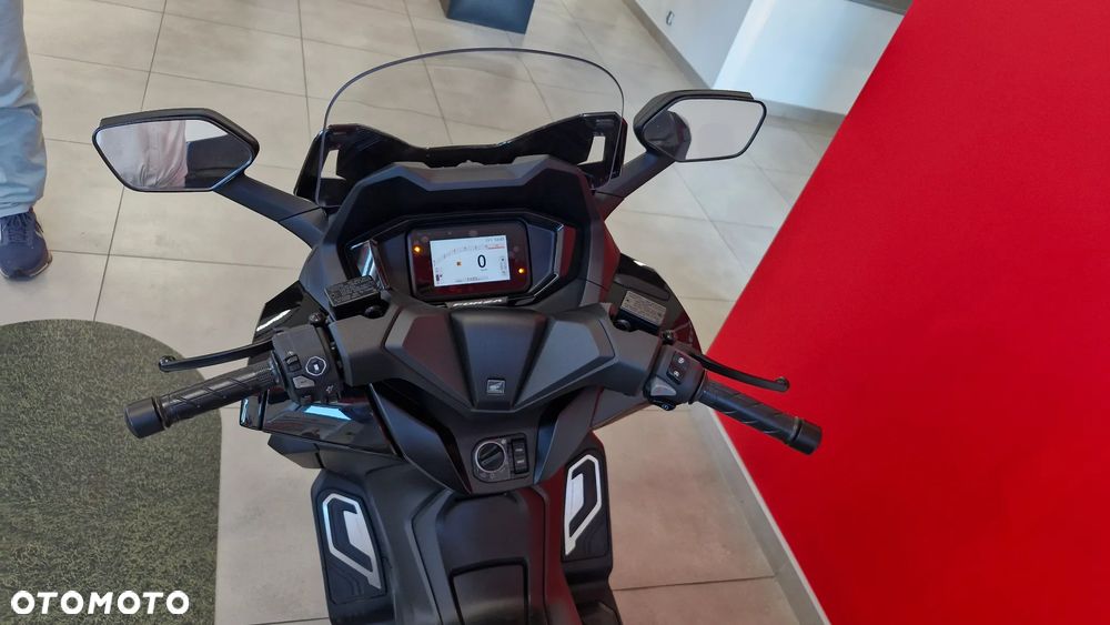 Honda NSS - 5