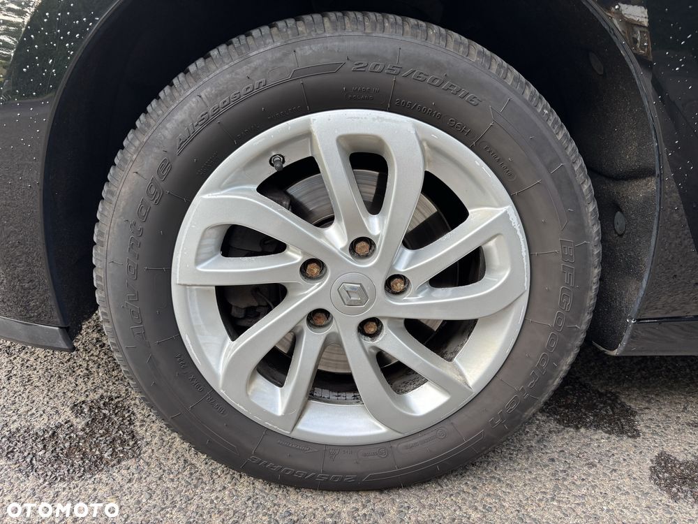 Renault Scenic - 11