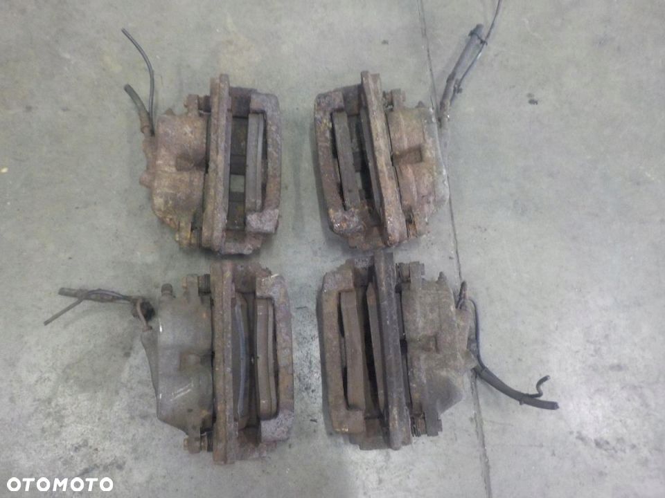 VW LT 46 SPRINTER BLIŹNIAK ZACISK HAMULCOWY JARZMO - 3