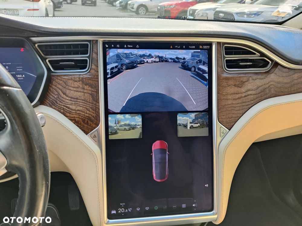 Tesla Model X Long Range Plus - 12