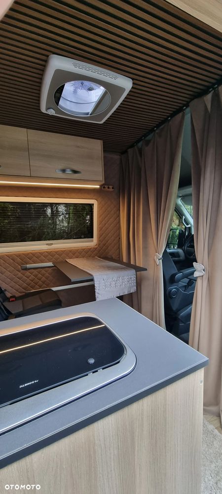 Volkswagen Crafter - 11