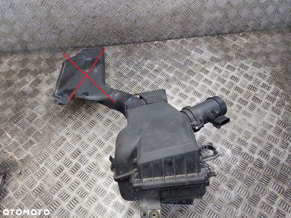 OBUDOWA FILTRA POWIETRZA + PRZEPŁYWOMIERZ BMW E46 318i BREMI 30007 - 1