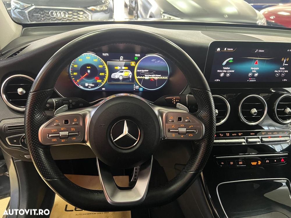 Mercedes-Benz GLC 220 d 4MATIC 9G-TRONIC AMG Line - 23