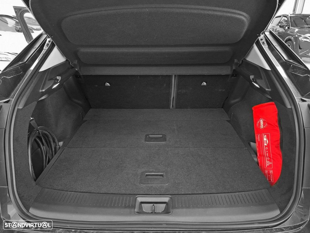 Nissan Ariya 87 kWh E-4ORCE Evolve Carr. 22kW + Pack Sport - 29