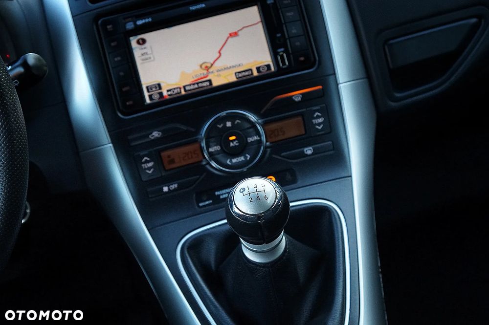 Toyota Auris 1.6 Comfort - 19