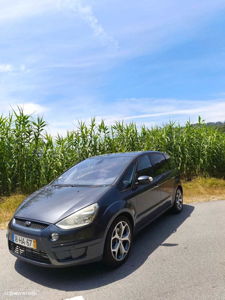 Ford S-Max 2.0 TDCi Titanium 7L - 4