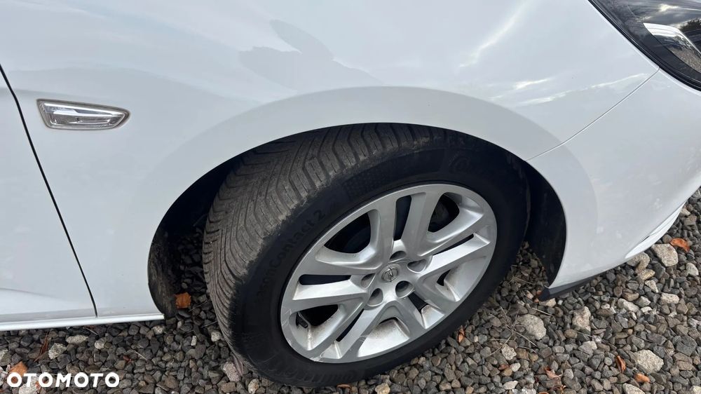 Opel Astra 1.4 Turbo Edition - 19