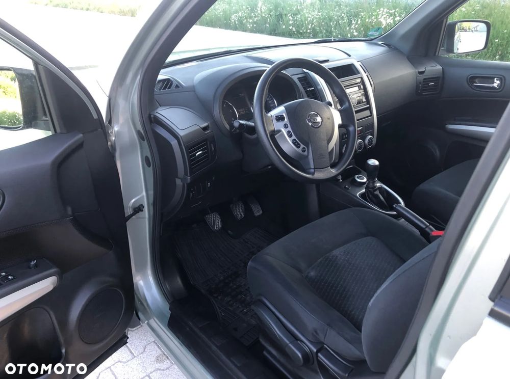 Nissan X-Trail 2.0 dCi 4x4 DPF LE - 11