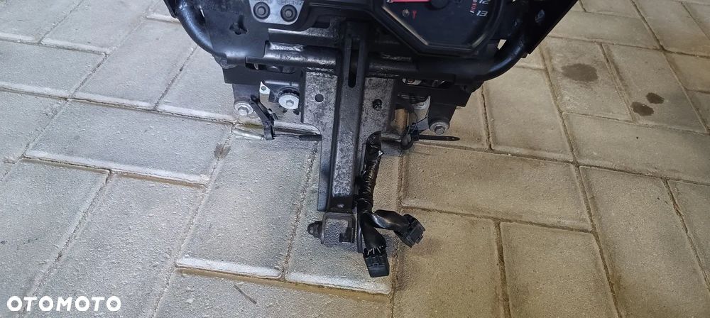 YAMAHA XJ6 REFLEKTOR LAMPA LICZNIK ZEGARY STELAŻ WYPEŁNIENIE OWIEWKA - 7