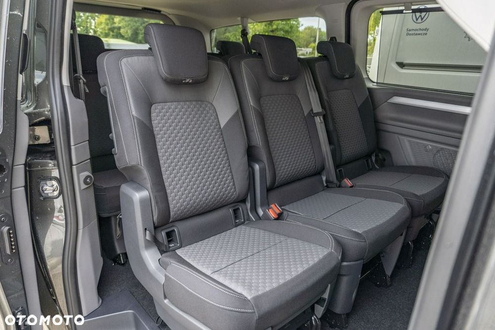 Volkswagen Caravelle - 20