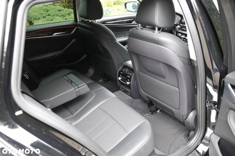BMW Seria 5 520d xDrive Sport Line - 27