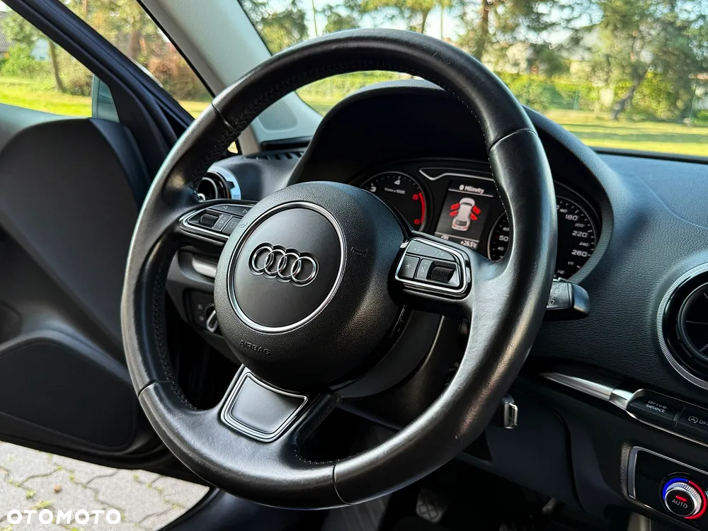 Audi A3 Sportback 2.0 TDI Attraction - 38