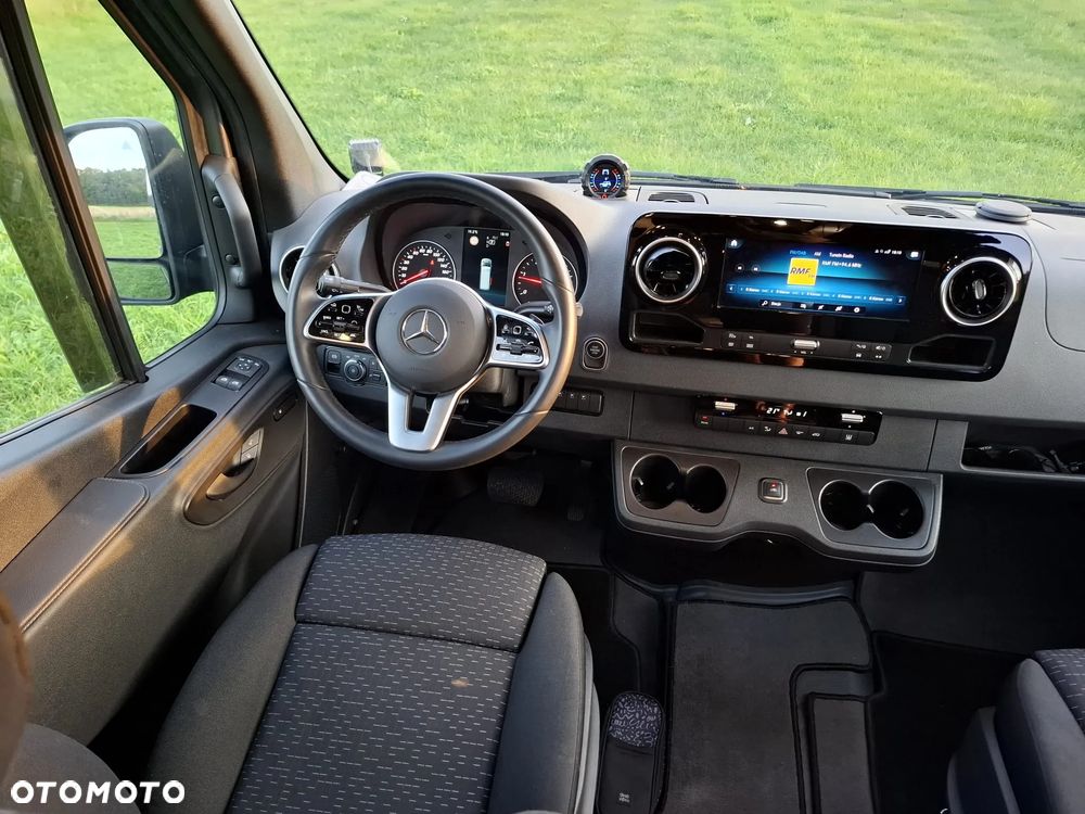Mercedes-Benz SPRINTER - 2