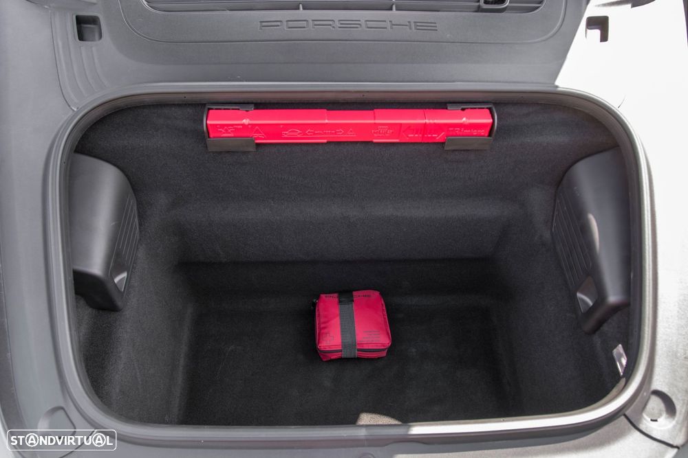 Porsche 911 (991) Carrera 4 S PDK - 17