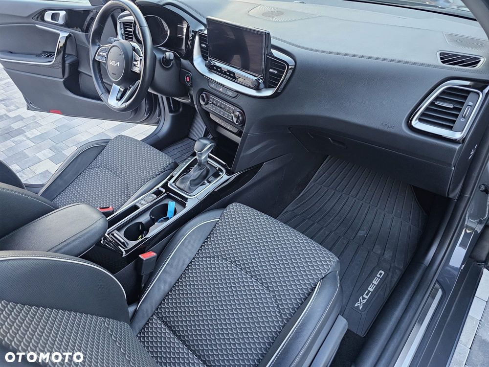 Kia XCeed 1.5 T-GDI Business Line DCT - 19