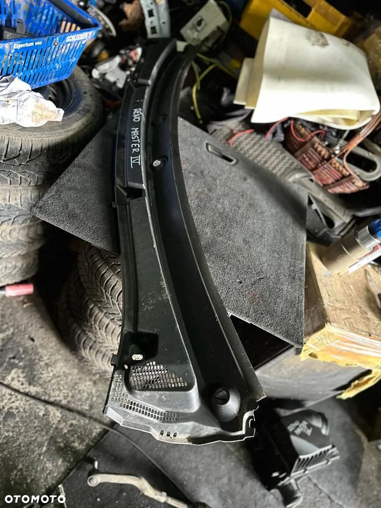 Podszybie górne plastikowe Renault Master III Lift IV Movano 668112187R - 1