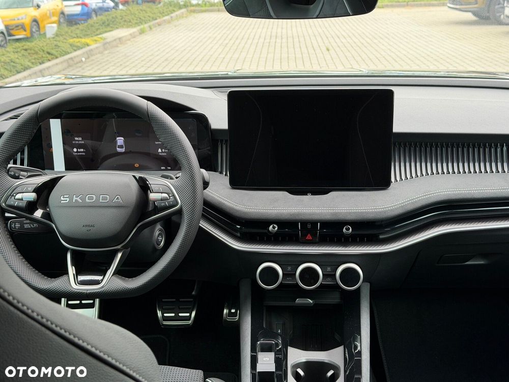 Skoda Superb 2.0 TDI SCR 4x4 Sportline DSG - 14