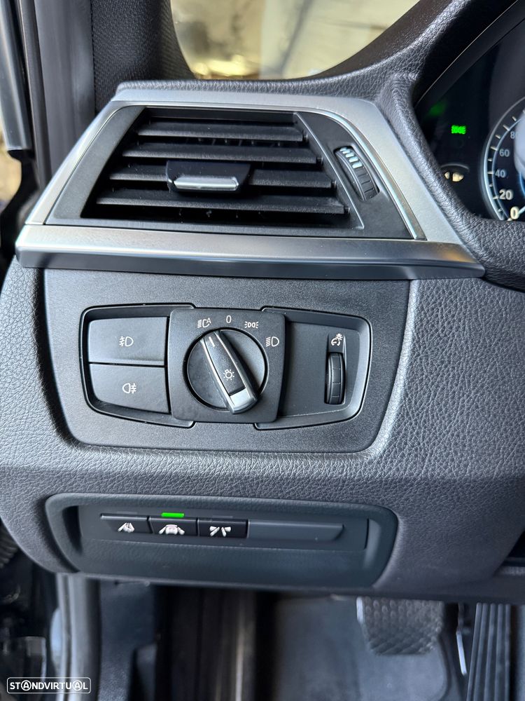 BMW 320 d Touring Sport-Aut. Efficient Dynamics Edition Sport Line - 50