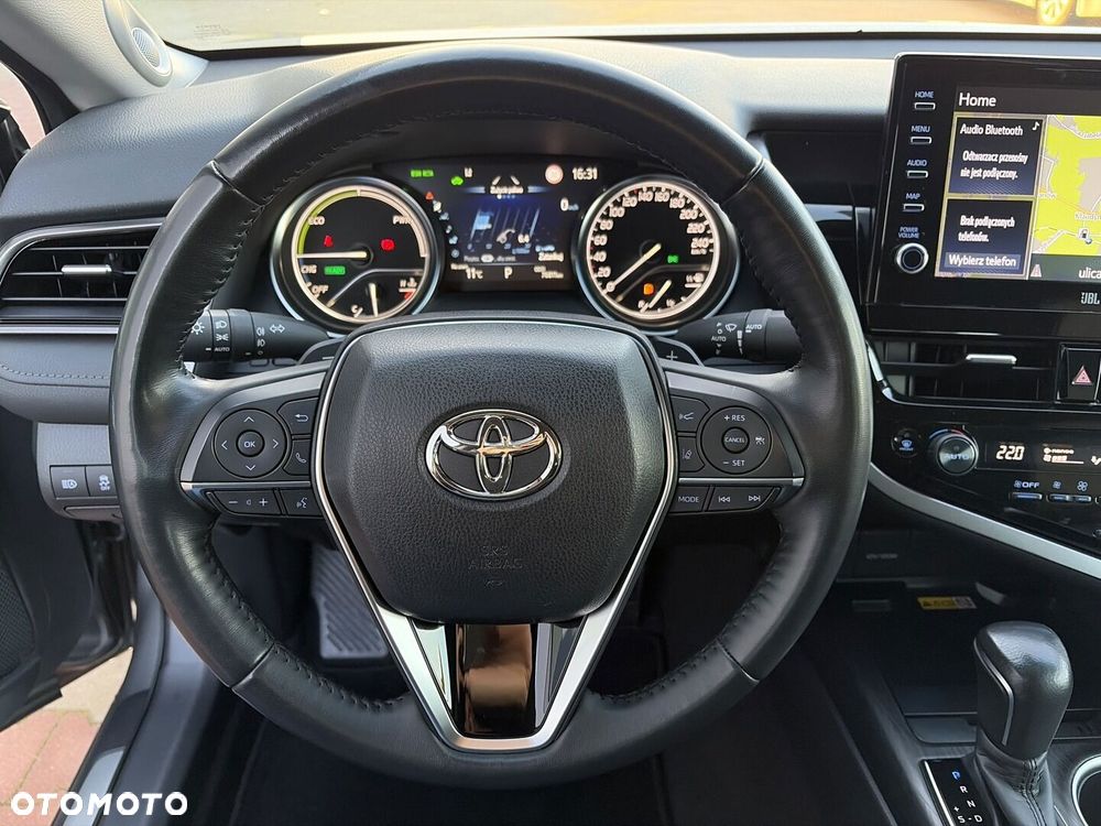 Toyota Camry 2.5 Hybrid Executive CVT - 14