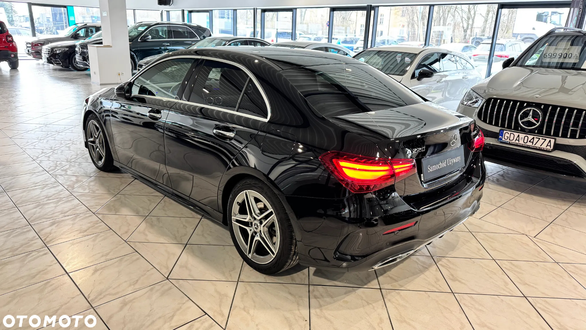 Mercedes-Benz Klasa A 220 4-Matic AMG Line 7G-DCT - 4
