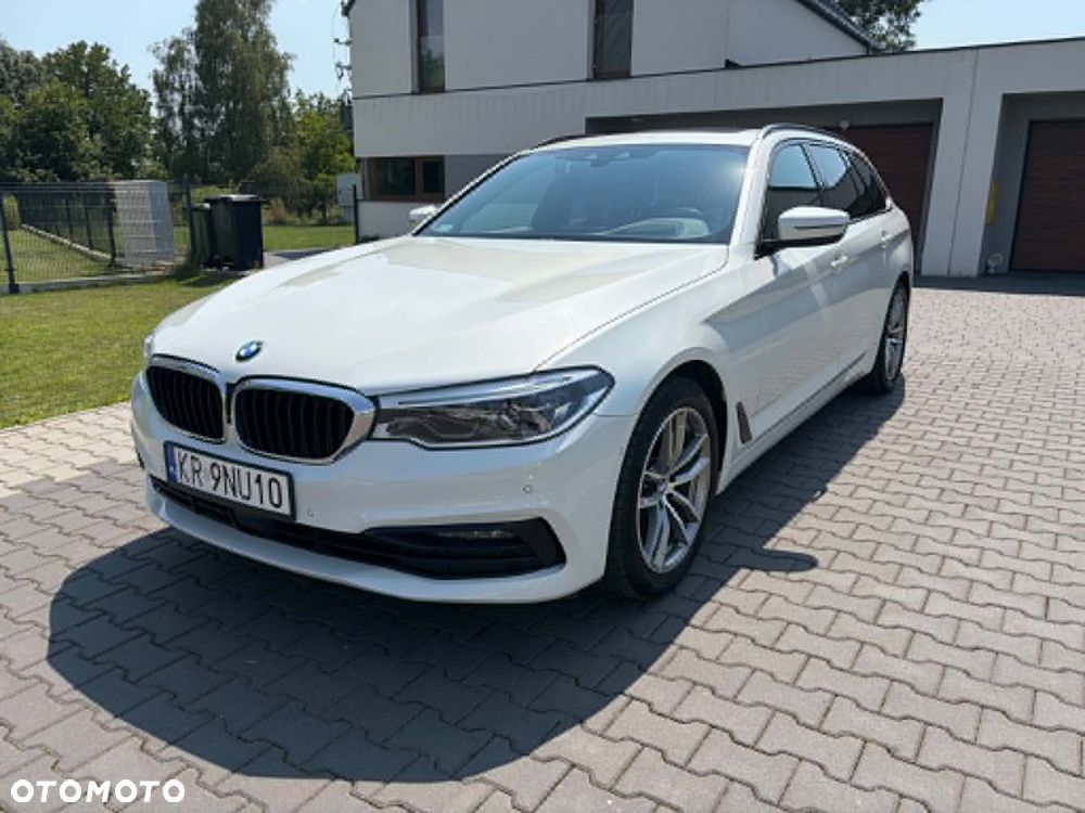 BMW Seria 5 520d xDrive Sport Line - 1