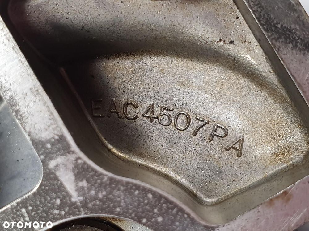 PODSTAWA FILTRA OLEJU JAGUAR XJR X300 EAC4507PA - 4