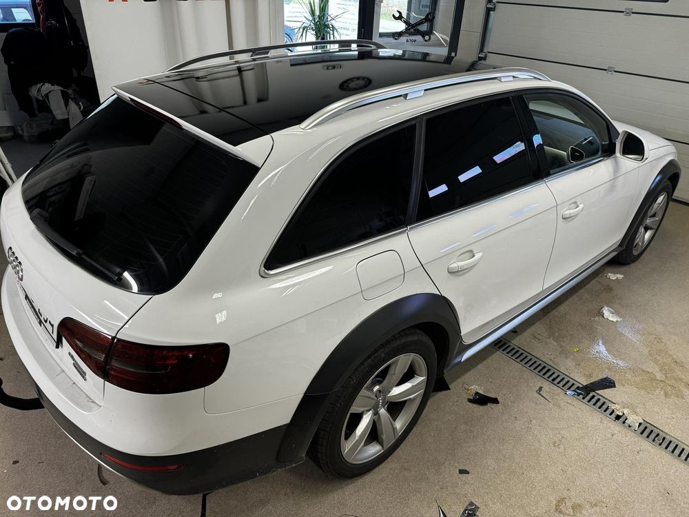 Audi A4 Allroad - 1
