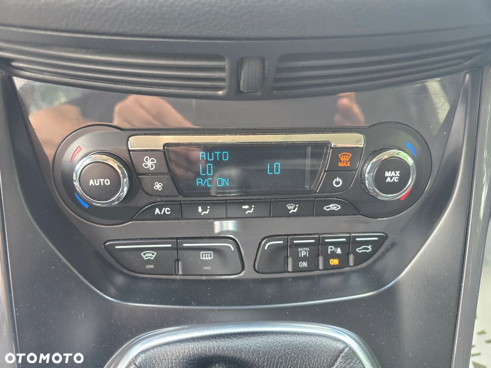 Ford Kuga 2.0 TDCi 4WD Titanium - 28