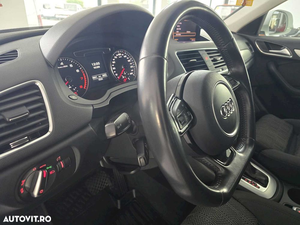 Audi Q3 1.4 TFSI Stronic Sport - 15