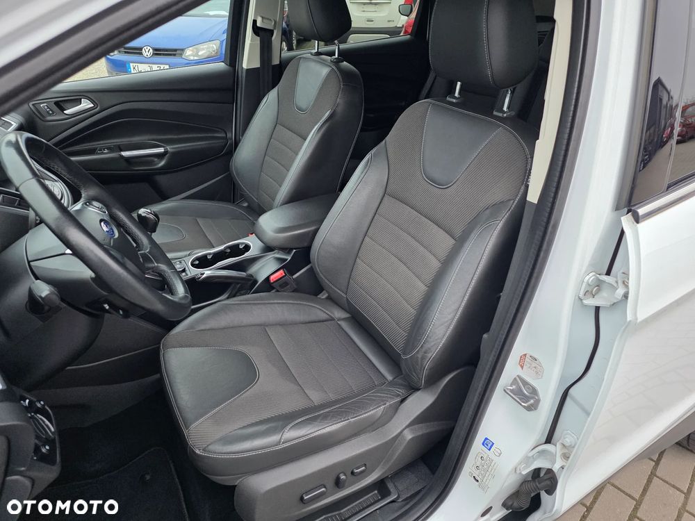 Ford Kuga 2.0 TDCi 4x2 Titanium - 12