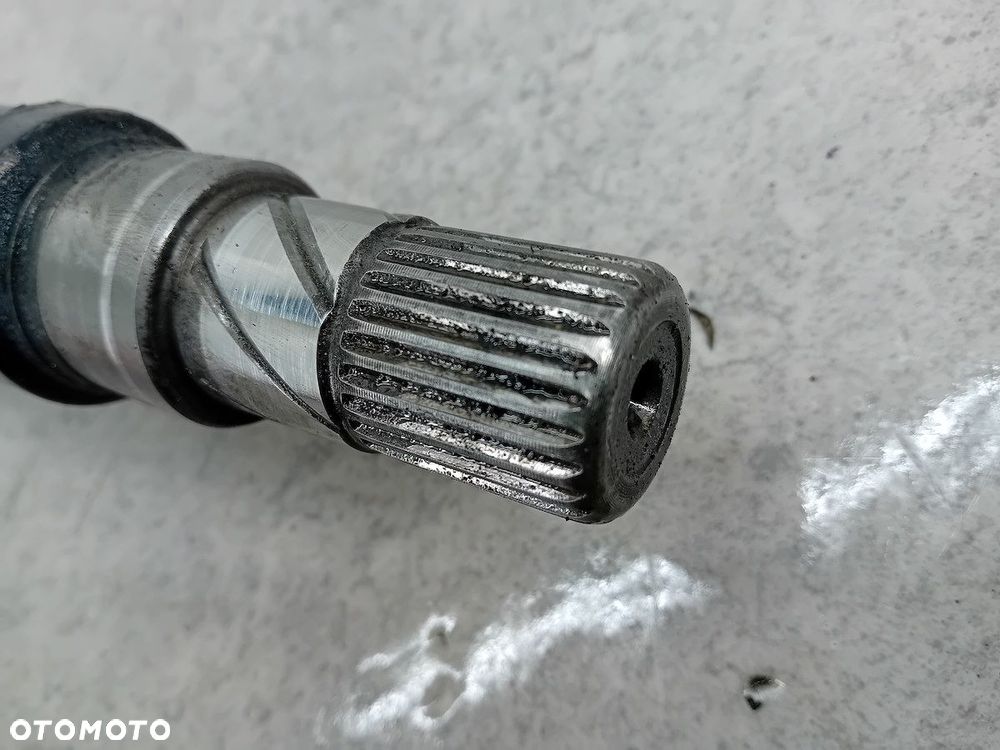 PÓŁOŚ PRAWA PRZÓD ALFA ROMEO 159 1.9 JTDm - 4