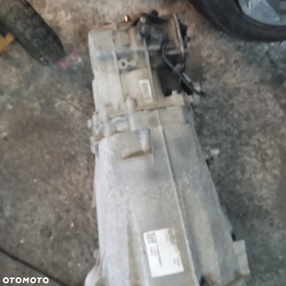 Skrzynia biegów Crafter 2.0TDI HVW9062606900 - 5