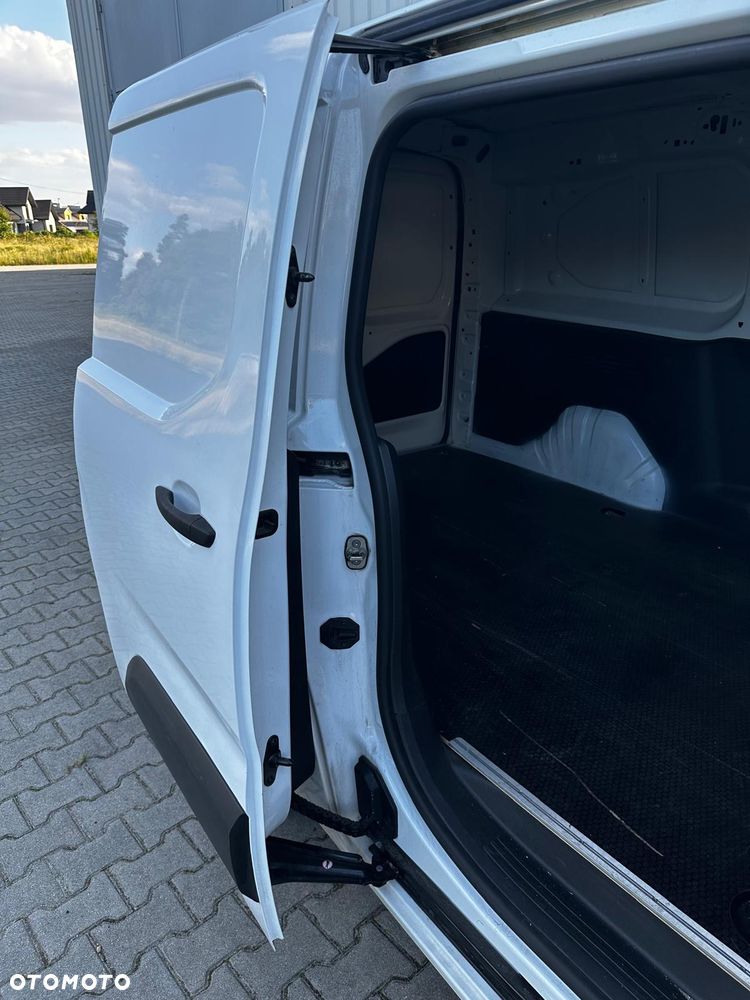 Opel Combo - 16