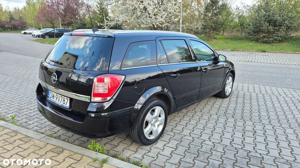 Opel Astra 1.7 CDTI DPF Cosmo - 4