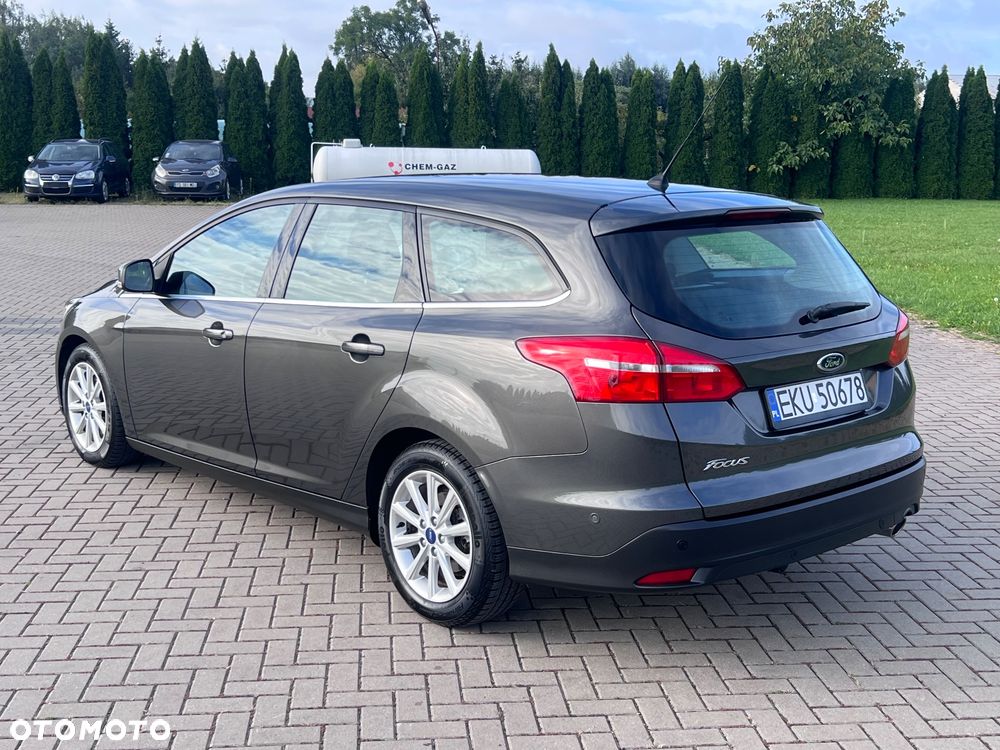 Ford Focus 2.0 TDCi Titanium ASS - 11