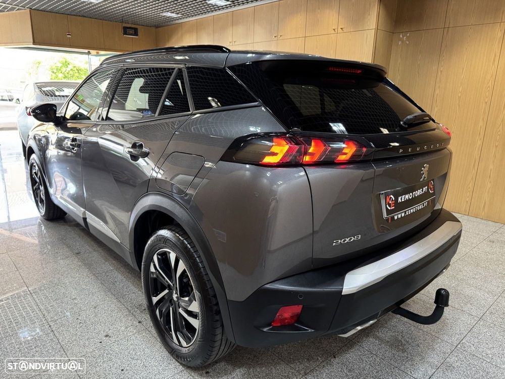 Peugeot 2008 1.2 PureTech Allure - 19