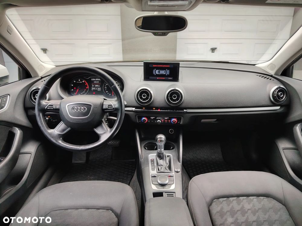 Audi A3 Sportback 1.4 TFSI S tronic Ambiente - 7
