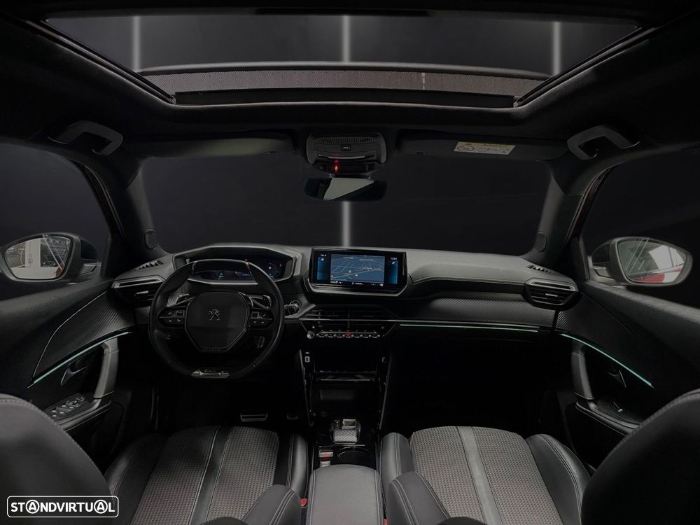 Peugeot 2008 1.2 PureTech Allure EAT8 - 8