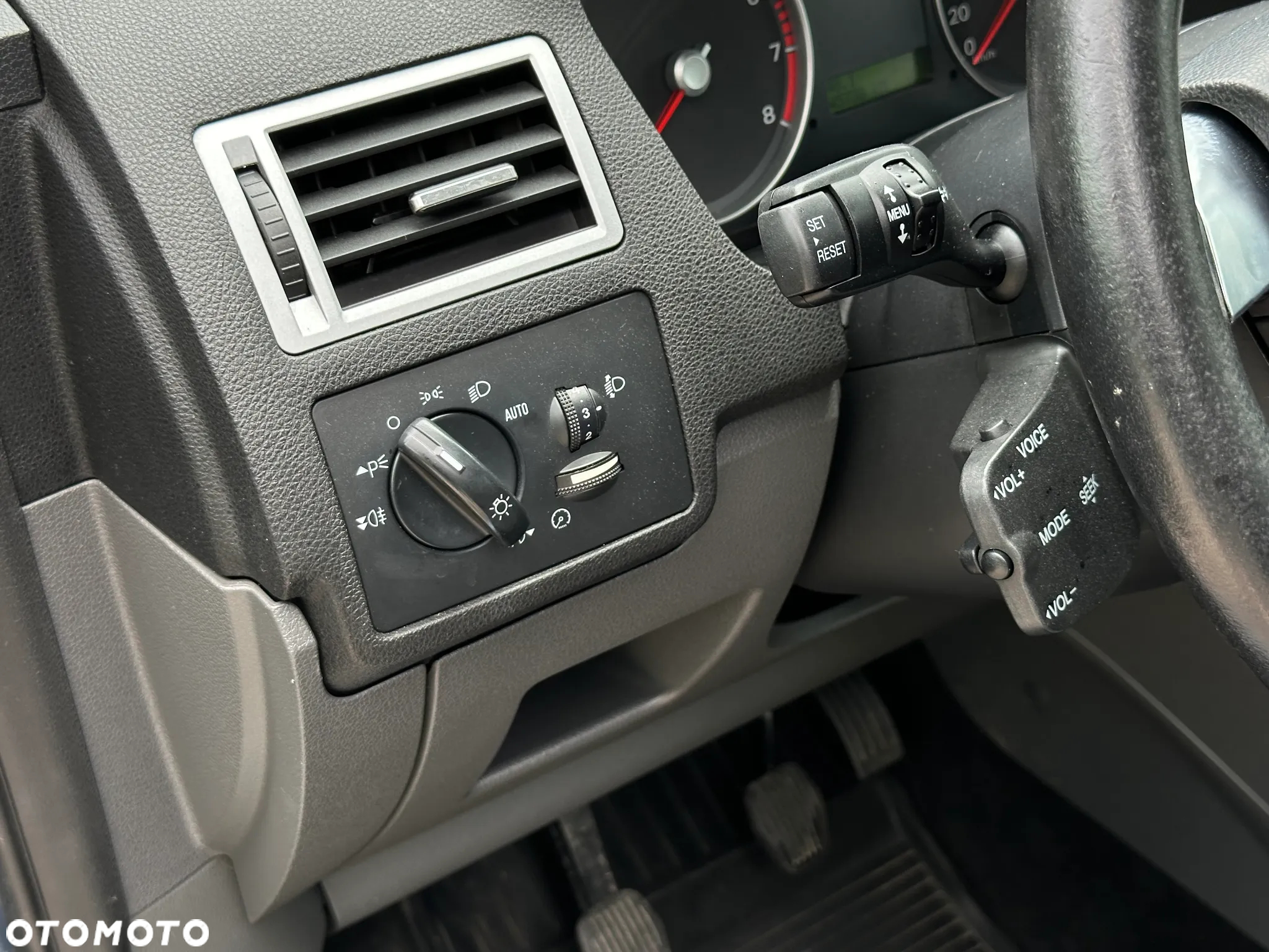 Ford C-MAX 1.8 Titanium - 12