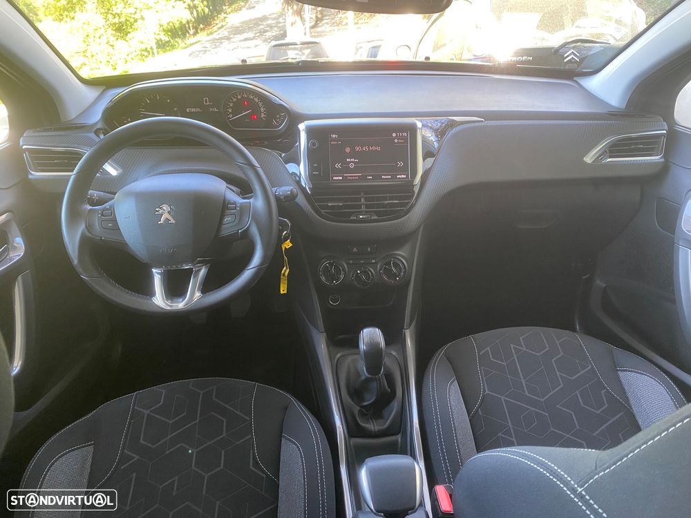 Peugeot 2008 1.6 BlueHDi Style - 15