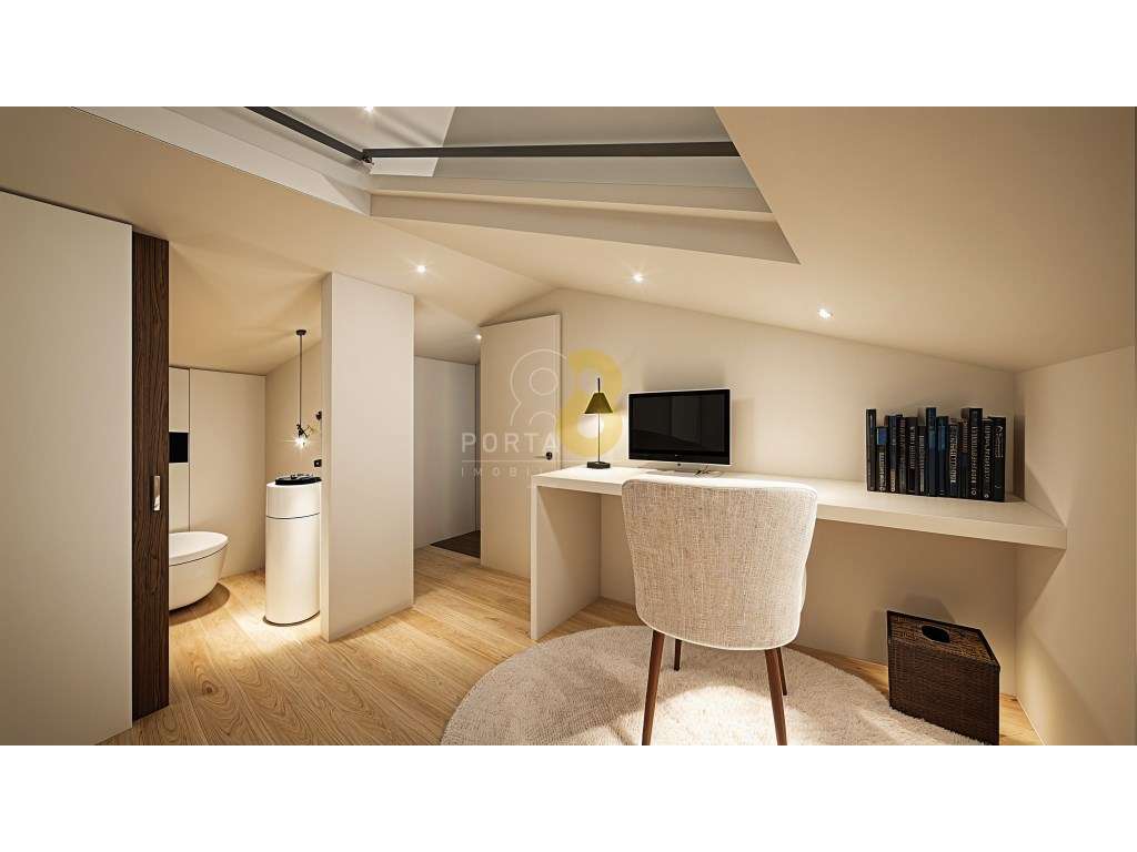 Apartamento T0 na Baixa do Porto com varanda e mezanine - Grande imagem: 2/42