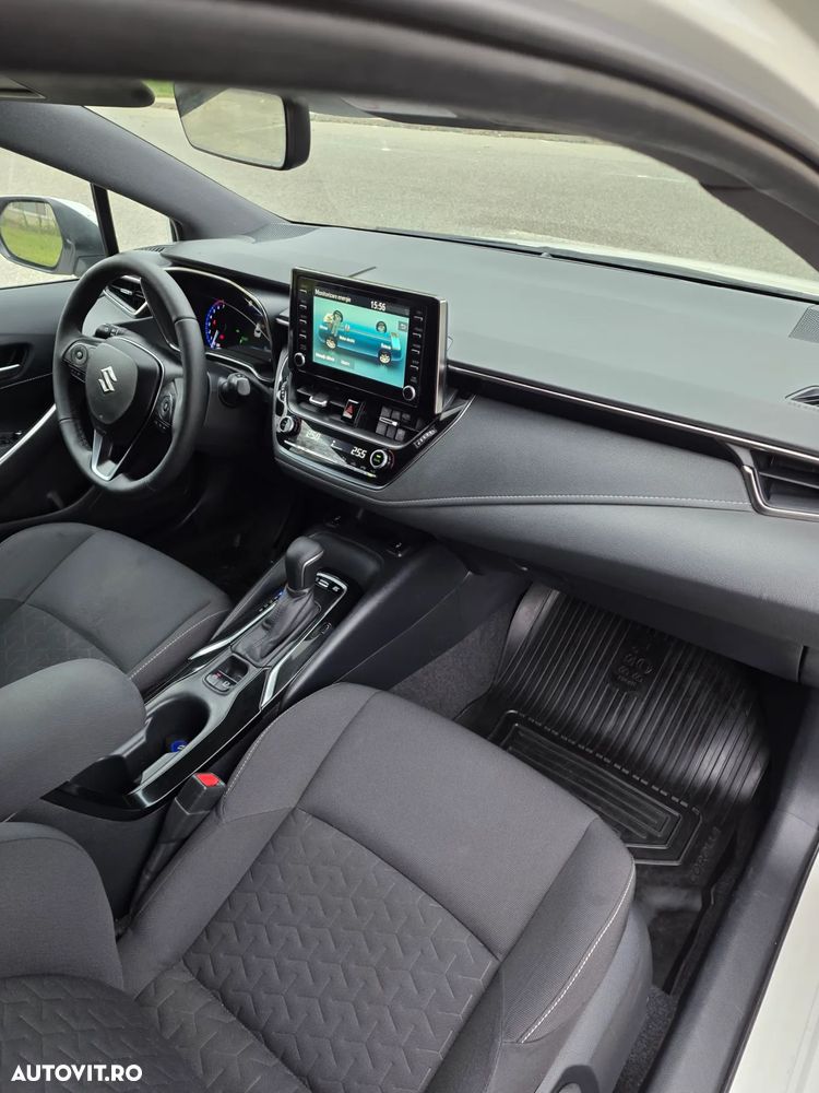 Suzuki Swace 1.8 E-CVT HEV Passion - 6