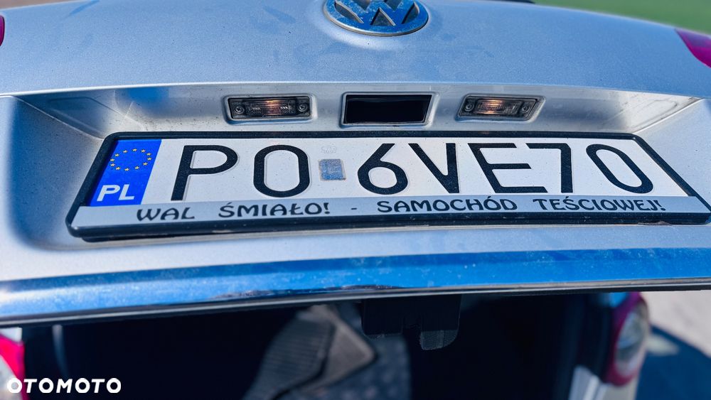 Volkswagen Passat - 12