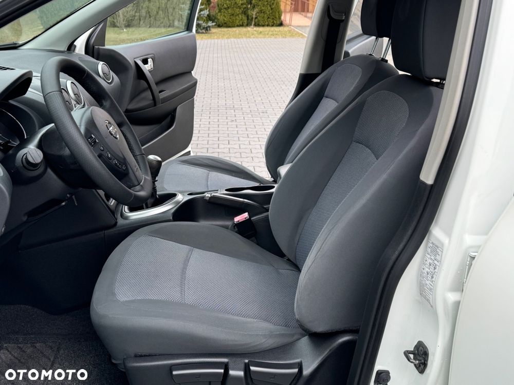 Nissan Qashqai 1.5 dCi DPF acenta - 28