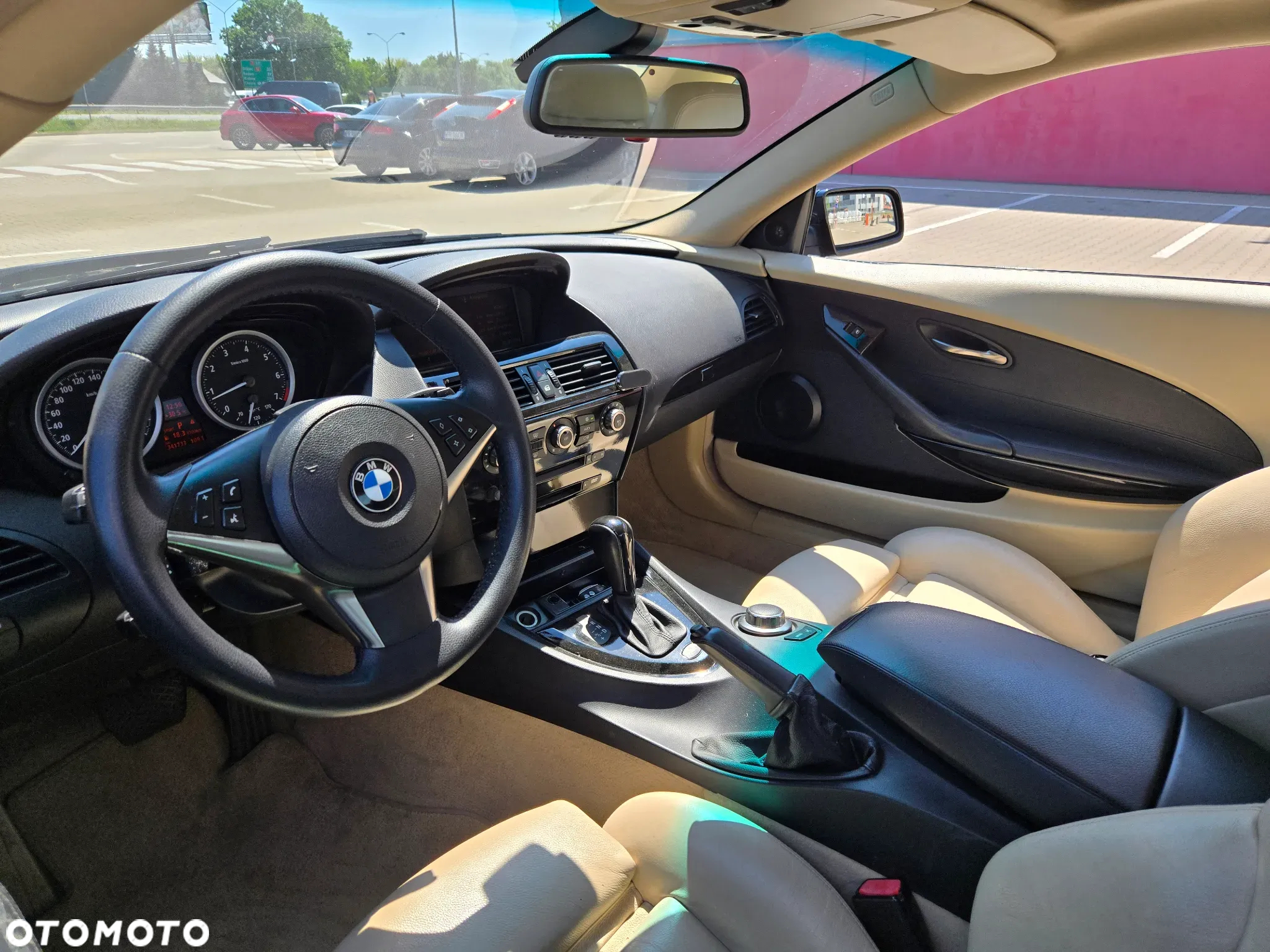 BMW Seria 6 650 i - 28