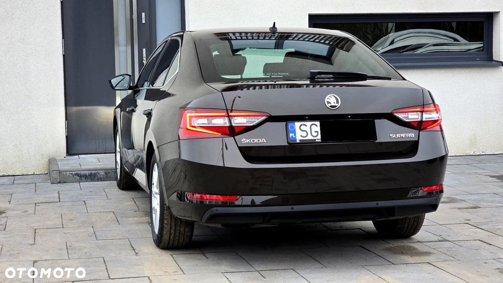 Skoda Superb 2.0 TDI Style - 13