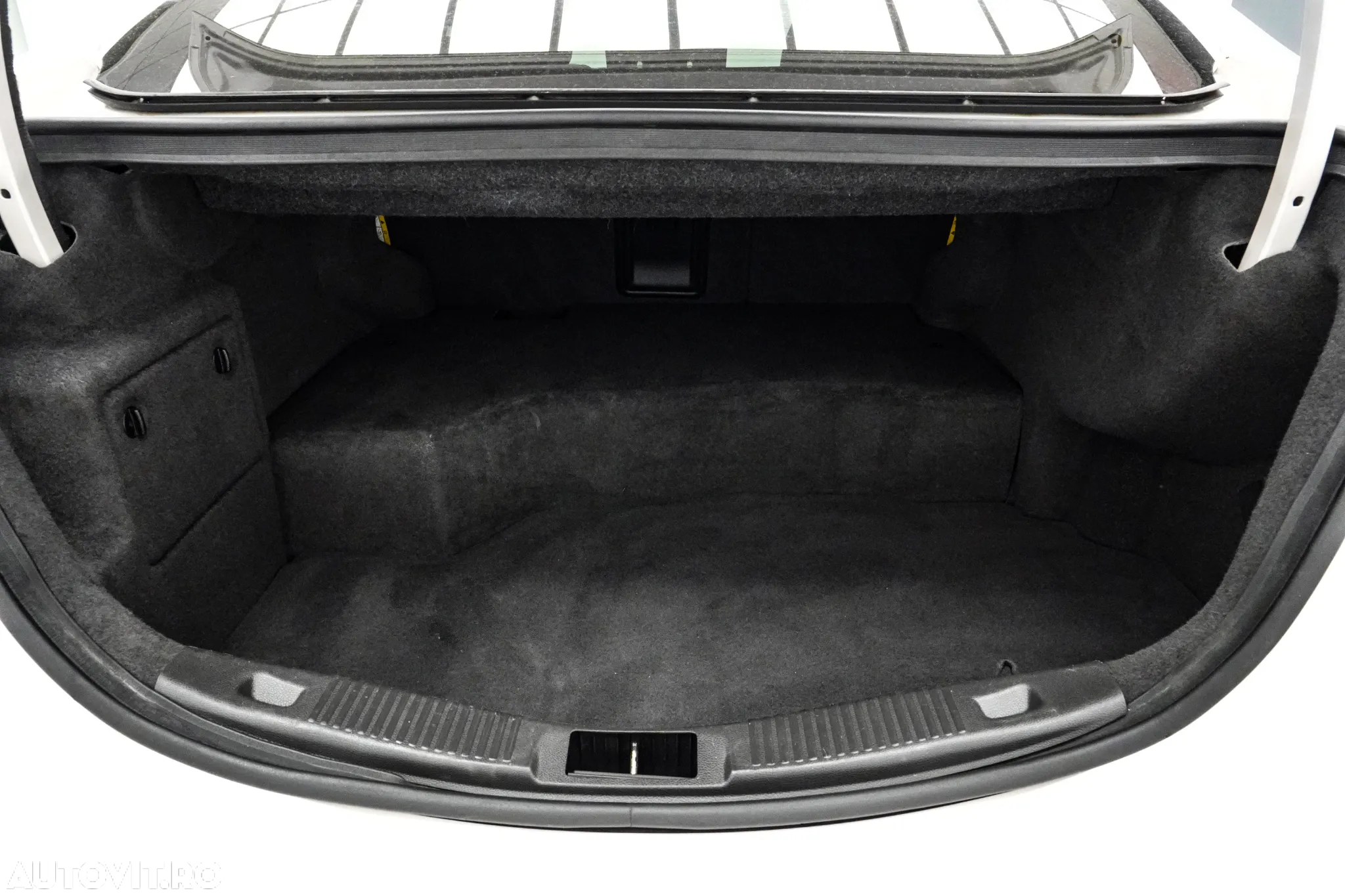 Ford Mondeo Vignale 2.0 Hybrid - 24